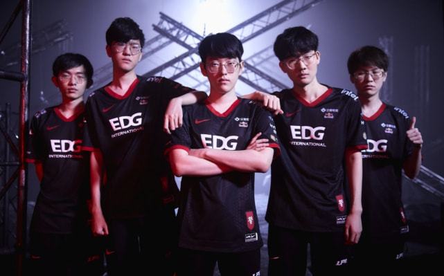 通过努力和 通过努力和